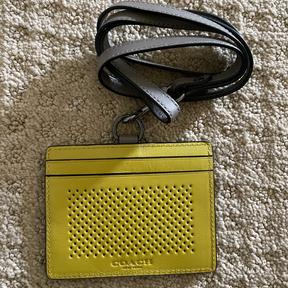 F65209 COACH AUTHENTIC LEATHER LANYARD, ID HOLDER